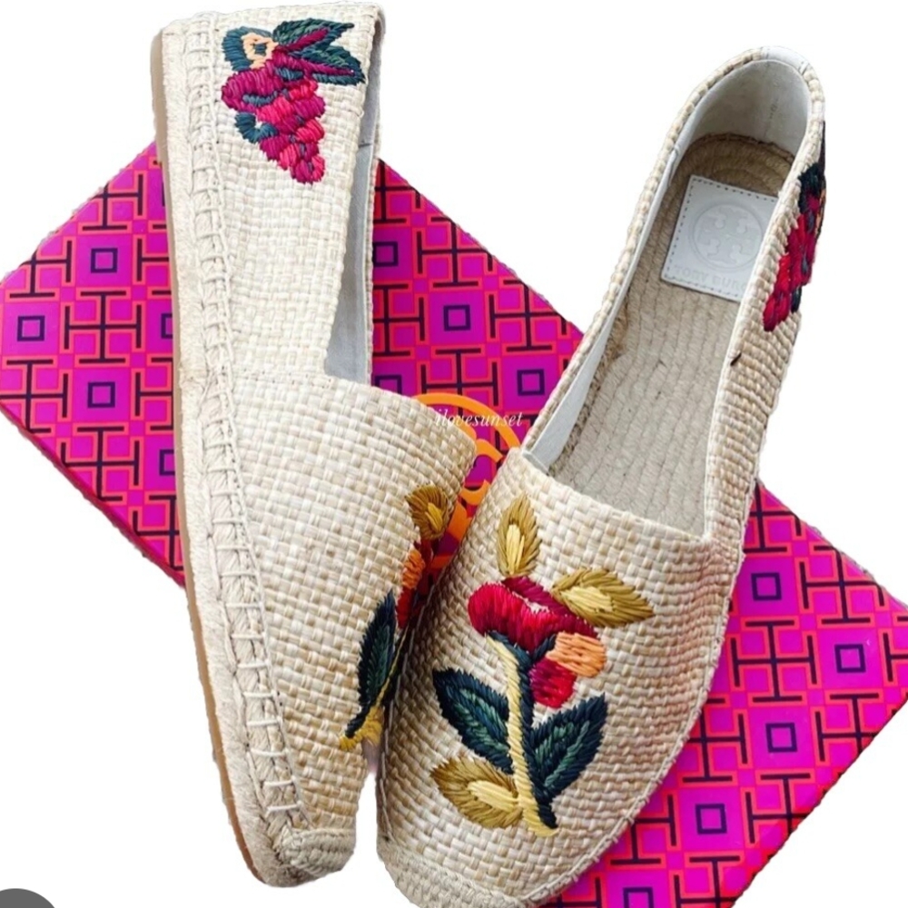 Tory Burch BrandNew  Embroidered  Espadrilles